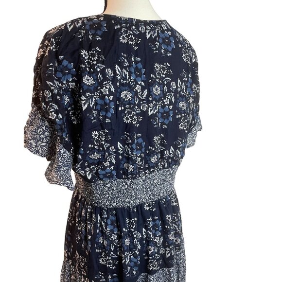Bohemian Floral Midi Dress With Smocked Waist & Ruffled Sleeves  Size Medium - Picture 8 of 15